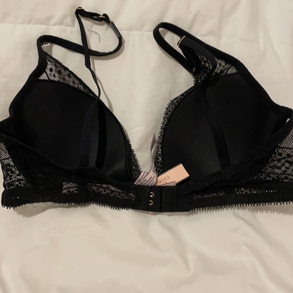 NWT VS black lace bra 34C - Picture 2 of 4